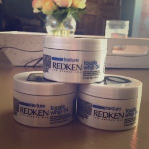 Redken Tousle Whip 04